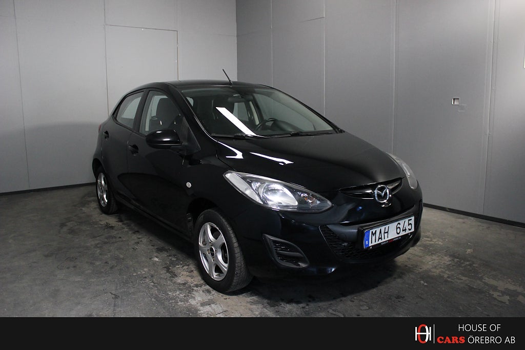 Mazda 2 2011