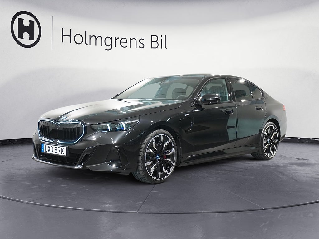 BMW 550 e xDrive Sedan 4,45% ränta M Sport Pro Business Ed Drag DA Pro B
