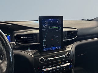 Ford Explorer Plug-In Hybrid SelectShift/VÄLUTRUSTAD/360/S&V-hjul – bild 15