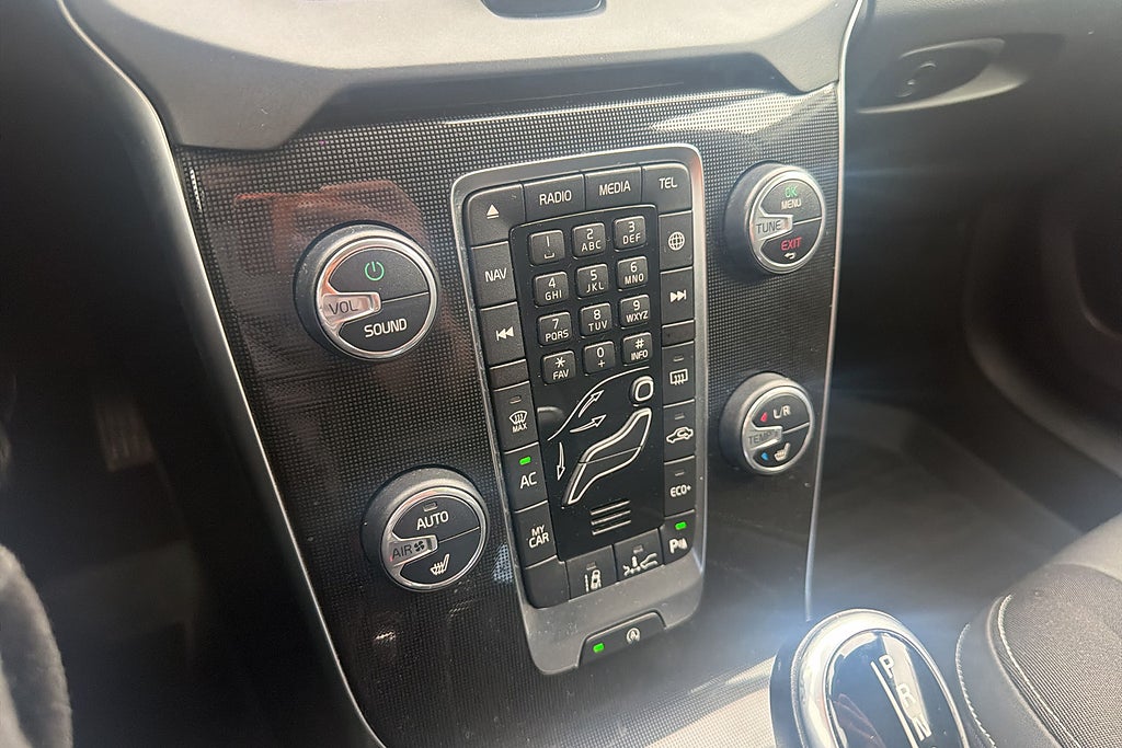 Volvo V40 2018