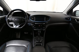 Halvkombi Hyundai IONIQ 21 av 30