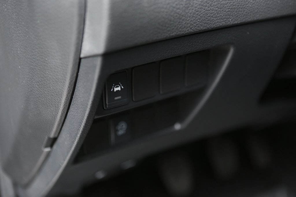Nissan Qashqai 1,2 DIG-T 115hk Navi 360° Kamera Dragkrok 2018