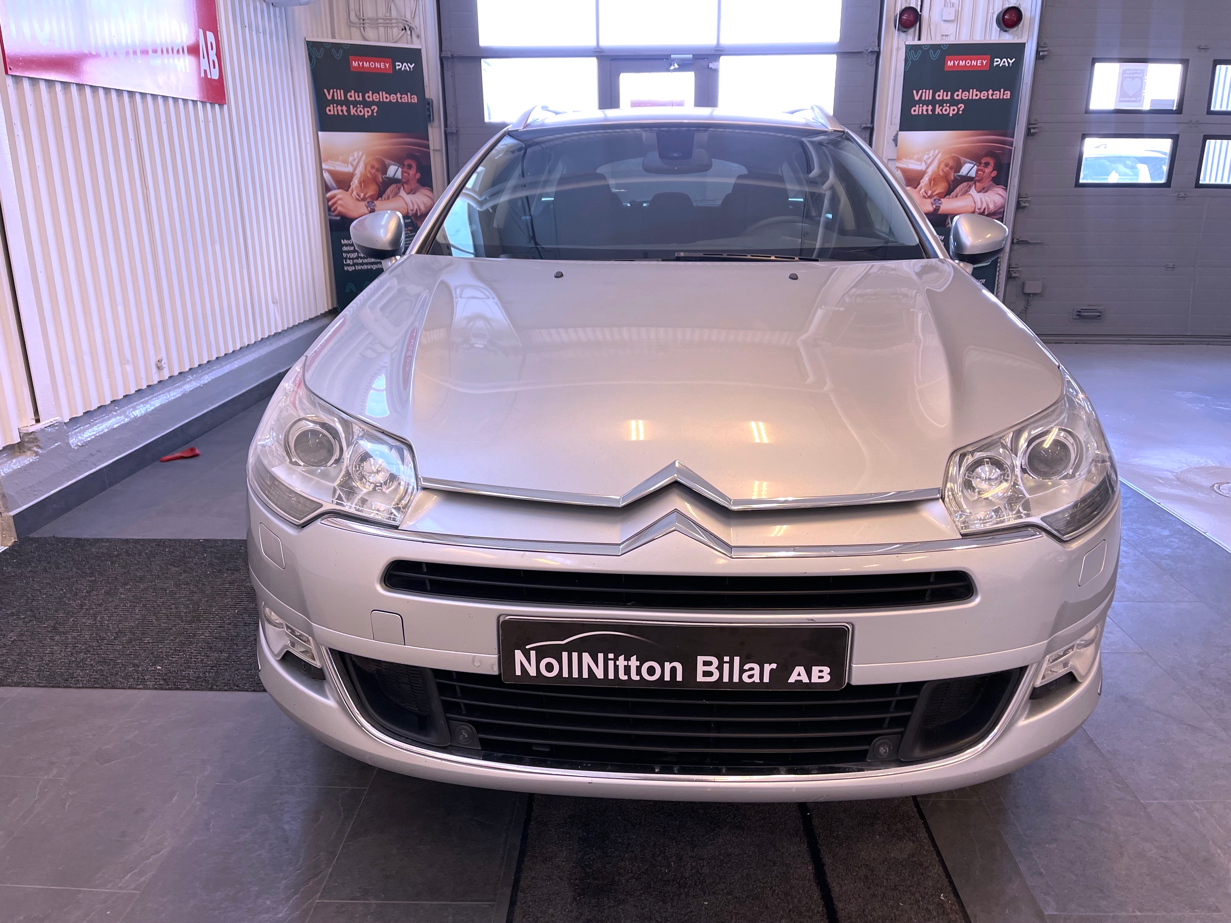 Citroen C5 Tourer 2.0 HDiF Automat 136hk 2010, bild 2/44
