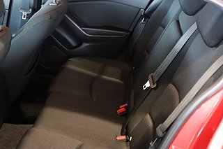 Halvkombi Mazda 3 16 av 17