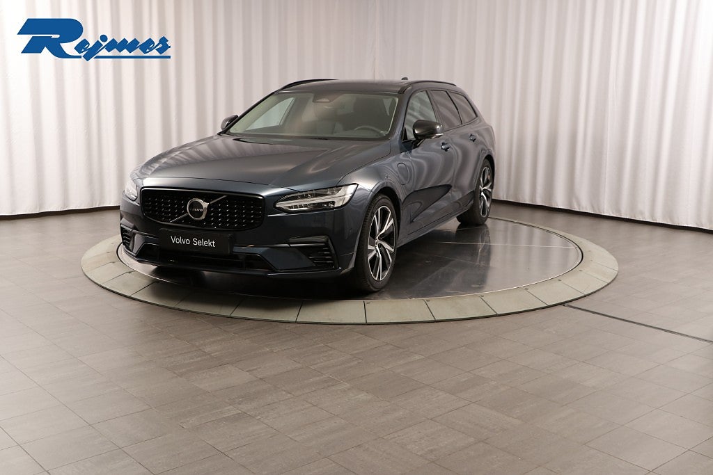 Volvo V90 Recharge T6 Plus Dark
