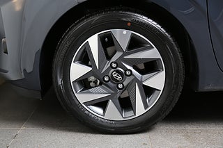 Halvkombi Hyundai i10 4 av 21