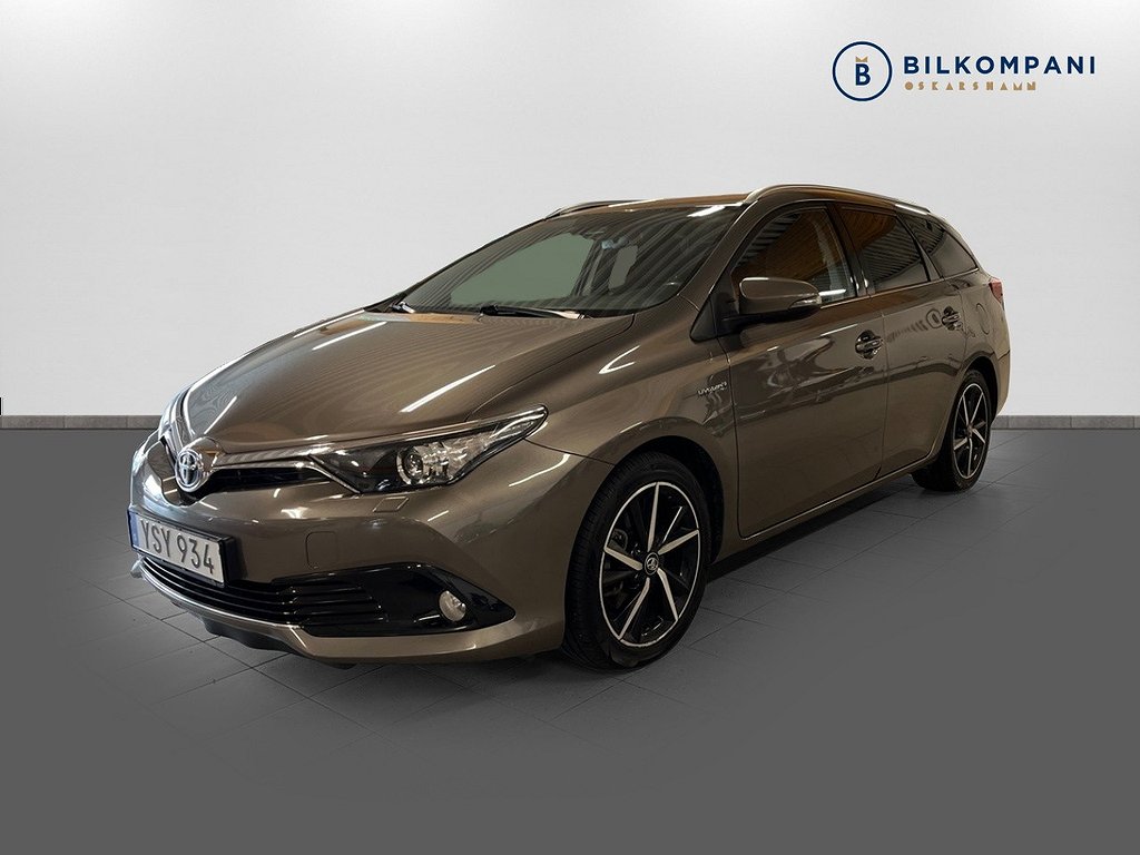 Toyota Auris 1.8 Touring Sports Hybrid 136hk Värmare NAV 