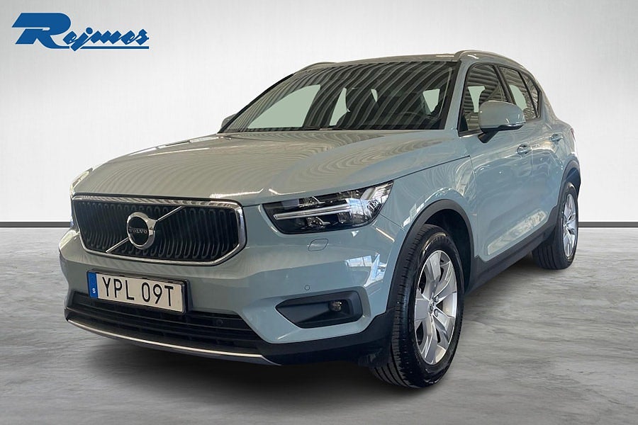 Volvo XC40 T4 FWD Momentum Advanced Edition