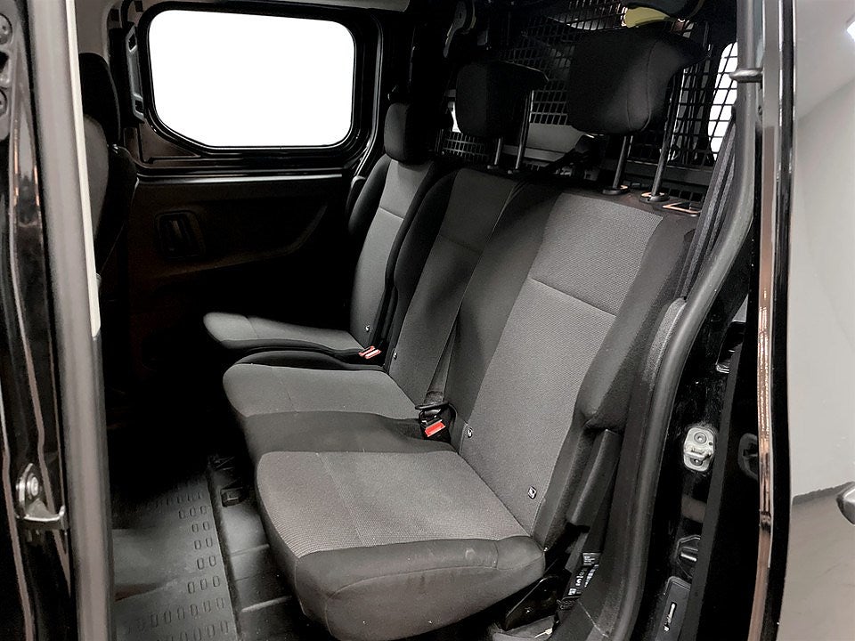 Bild på Peugeot Partner PRO Crew Cab BHDi 102hk - 5-SITS,DRAG,VÄRMARE