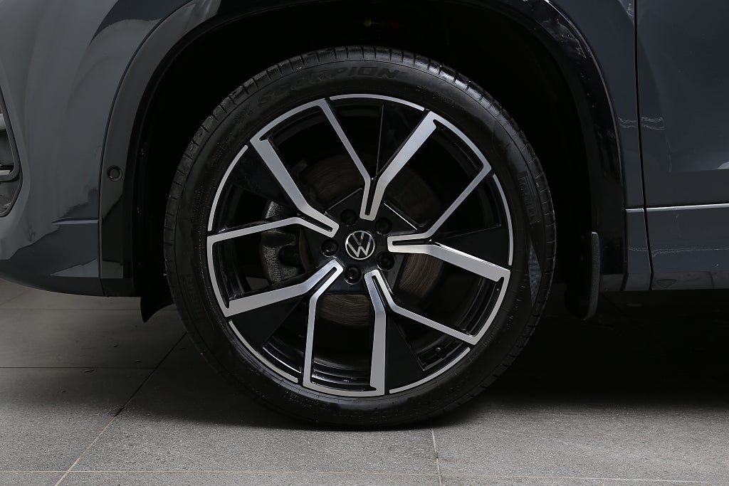 Volkswagen Tayron 2,0 TDI 193hk SCR 4Motion 7-Sits Värme Drag Leasbar 2025