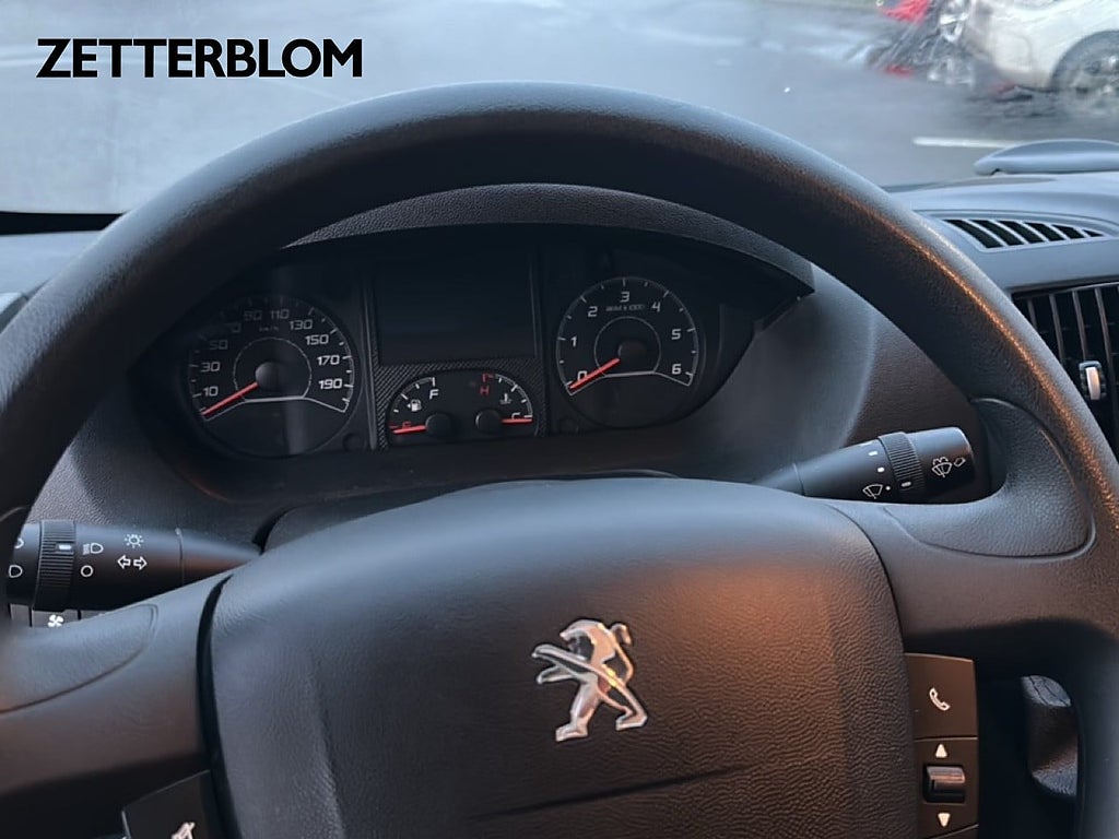 Transportbil - Skåp Peugeot Boxer 11 av 21