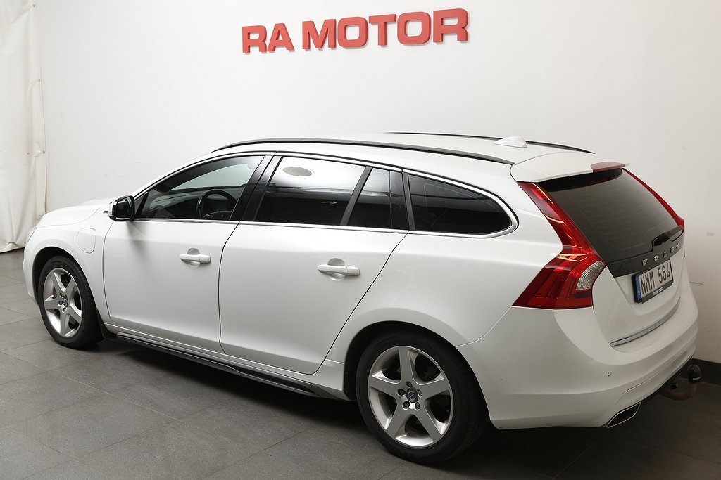 Volvo V60 D6 Plug-in Hybrid Momentum AWD Aut Skinn VOC Drag 2014