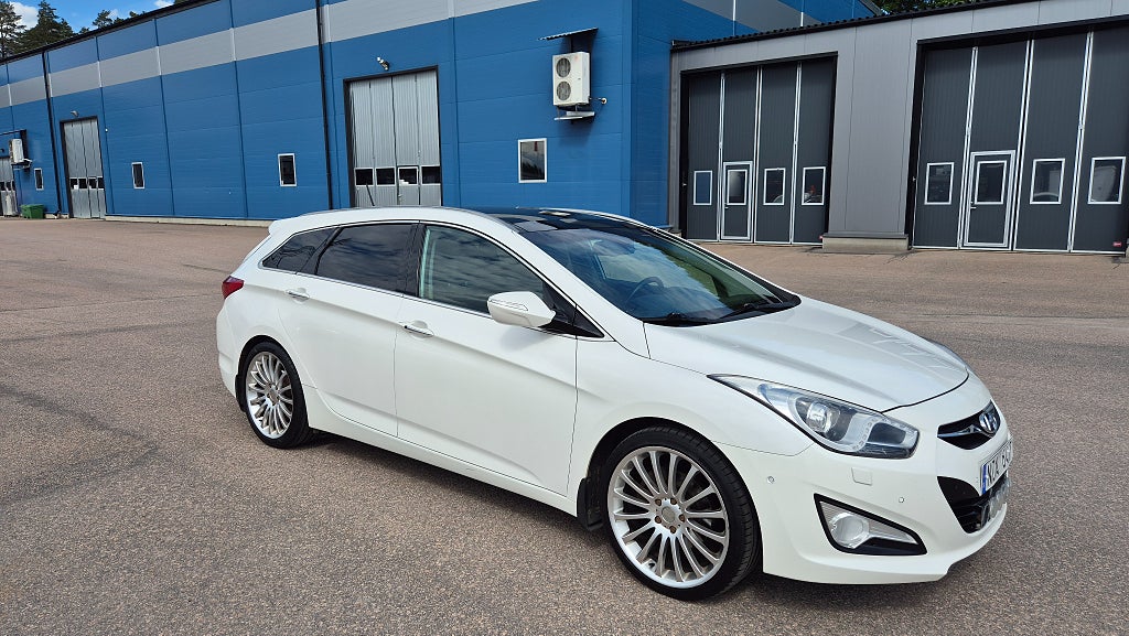 Hyundai i40 cw 1.7 CRDi Business panorama läder navi dragkrok 