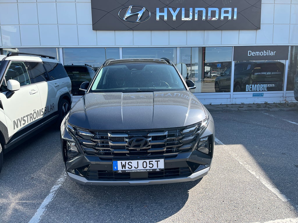 Hyundai Tucson PHEV 4WD Superklipp! Fullutrustad TECH/Panoram/360/19"