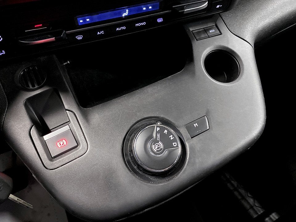 Bild på Peugeot Partner PRO+ 1.5 BHDi 130hk Aut L2 - B-KAMERA, DRAG