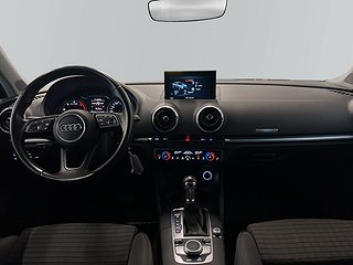 Audi A3 Sedan 1.6 TDI S Tronic/SoV-hjul/Psens/Adaptivfart