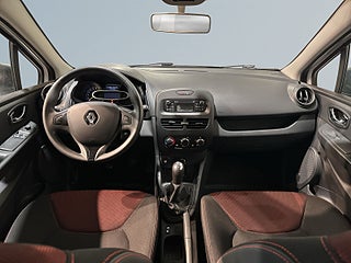 Renault Clio 1.2 73hk Kamrem bytt Farthållare S/V-hjul – bild 8