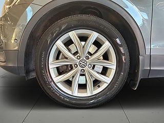 Volkswagen Tiguan 2.0TSI DSG 4Motion S&V-hjul/Drag/Massage/Pvärm/Carplay – bild 14
