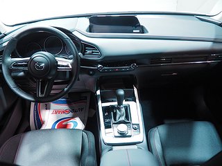 SUV Mazda CX-30 14 av 21