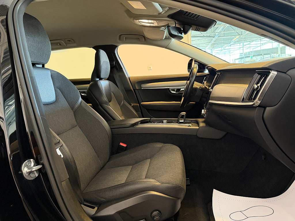 Volvo V90 Cross Country 2022 - miniatyr 7