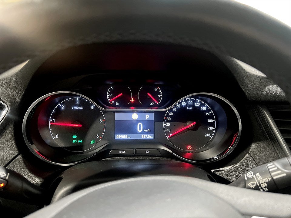 Bild på Opel Grandland X Dynamic 1.6 CDTi 120hk Aut - B-KAMERA, RATTVÄRME