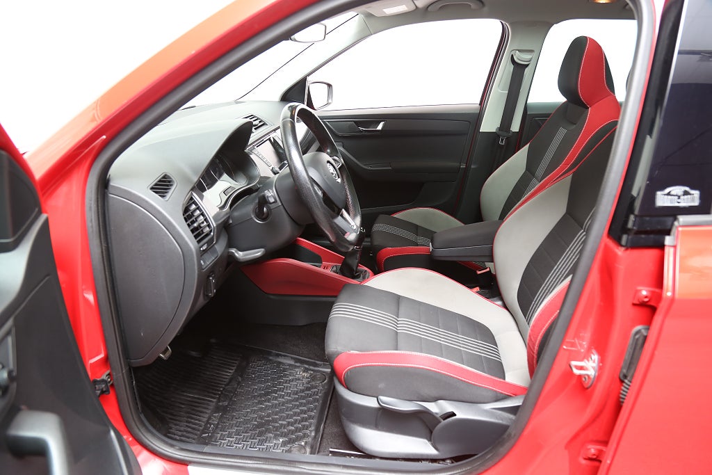 Skoda Fabia 1,2 TSI 90hk Monte Carlo Edition Panorama P-Sensorer 2016
