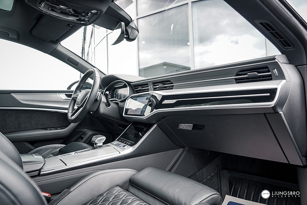 Audi A7 55 TFSI e Quattro S-Line 367hk / Pano / Skinn / SE SPEC