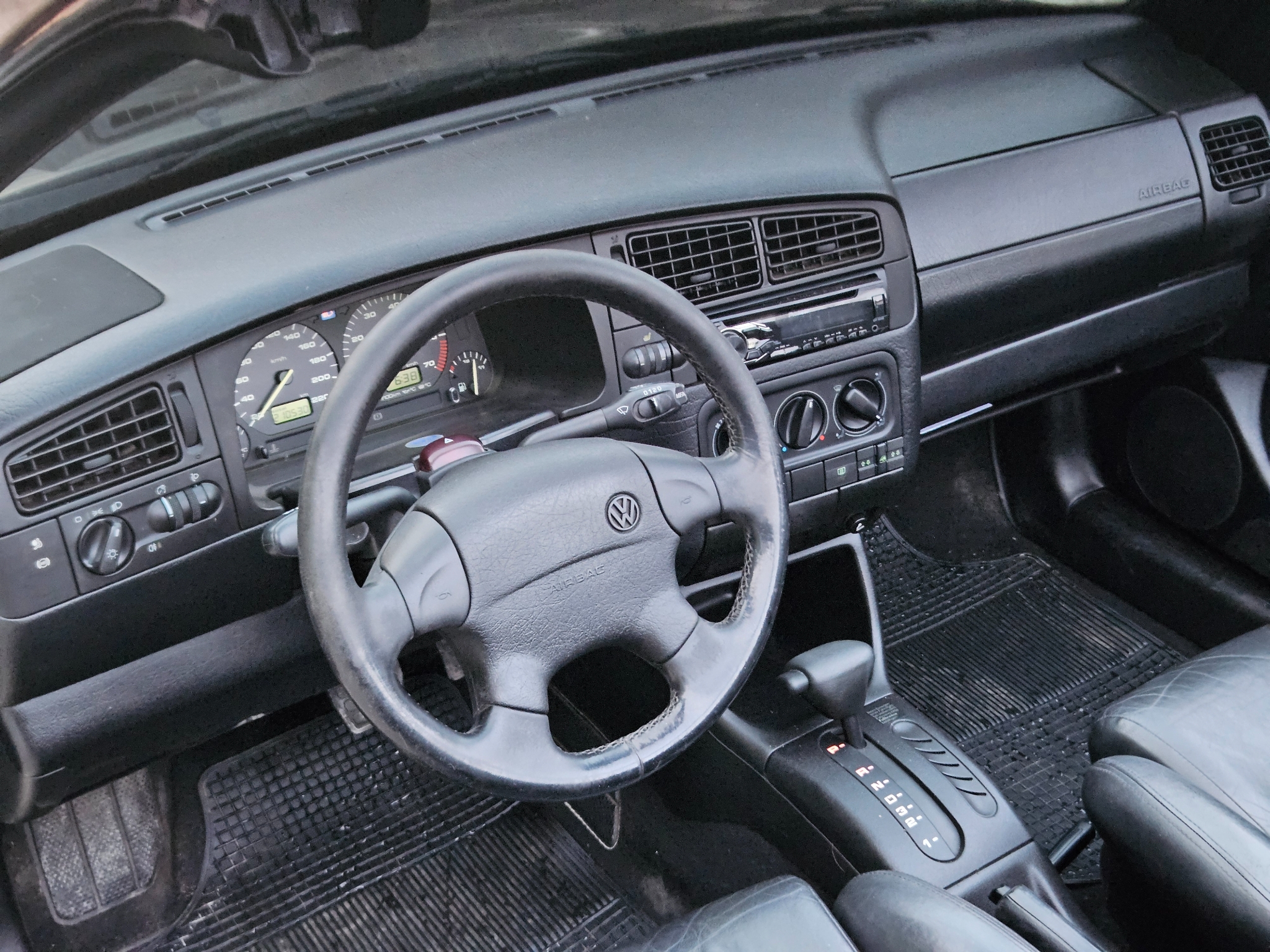 Volkswagen Golf III Cabriolet 2.0 1994, bild 6/36