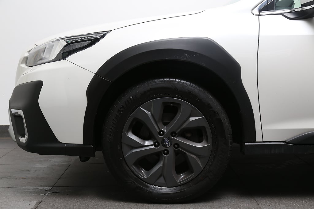 Subaru Outback 2,5i 169hk XFuel Limited AWD Aut Dragkrok