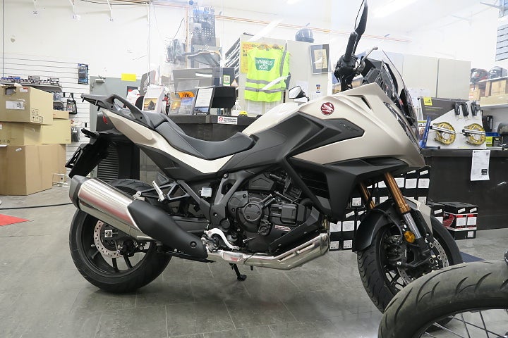 Honda NT1100 DCT ES 2026 Elfjädring 