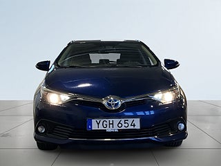 Toyota Auris Hybrid e-CVT Active Plus Kamera Navi Skinn S&V-hjul – bild 2