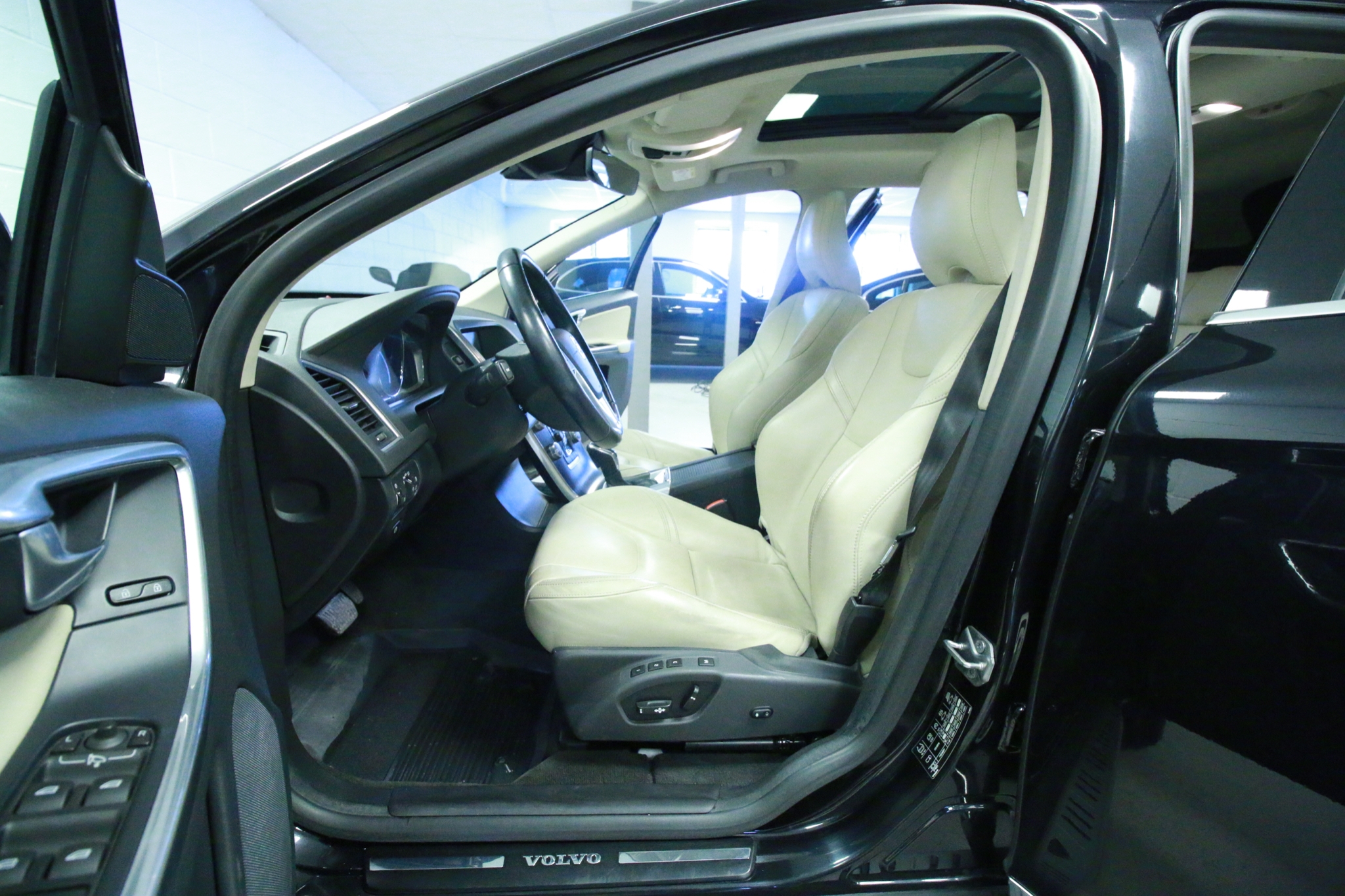 Volvo XC60 2015, bild 6/43