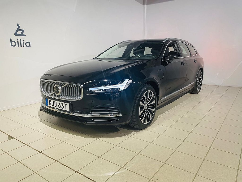 Volvo V90 Recharge T6 Core Edition | Driver Assistance | Rattvärme |