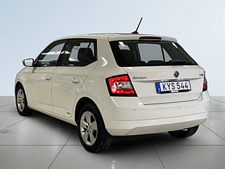 Skoda Fabia 1.0 TSI Style Mvärm P-sen Farthållare S&V-däck Nyservad – bild 5