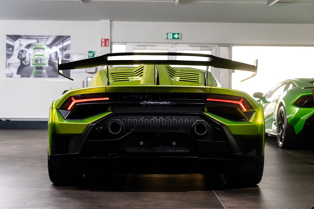 Gallery image 17 of 18