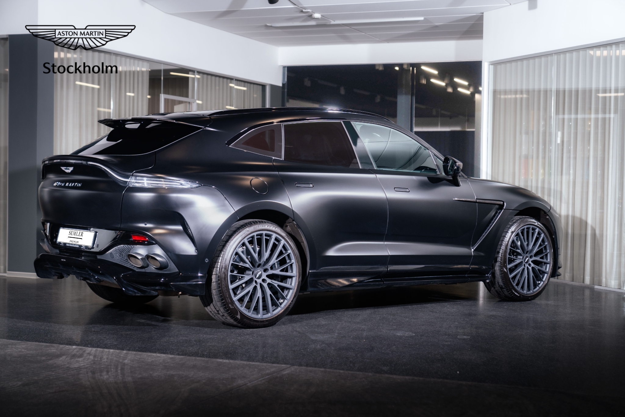Aston Martin DBX 707 4,0 V8 2023, bild 2/46