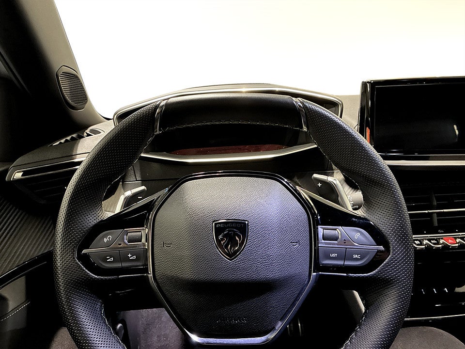 Bild på Peugeot 2008 GT Hybrid 145hk Aut B-KAMERA ELSTOL CARPLAY