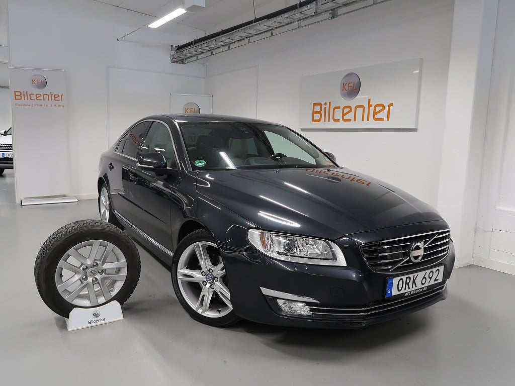 Volvo S80 D4 Summum V-Däck ingår Skinn-Navi-Taklucka-Elstol-BLIS-