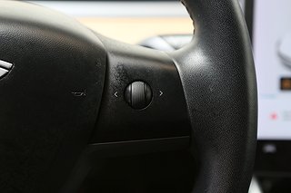 Sedan Tesla Model 3 16 av 23