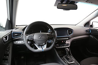 Halvkombi Hyundai IONIQ 11 av 22