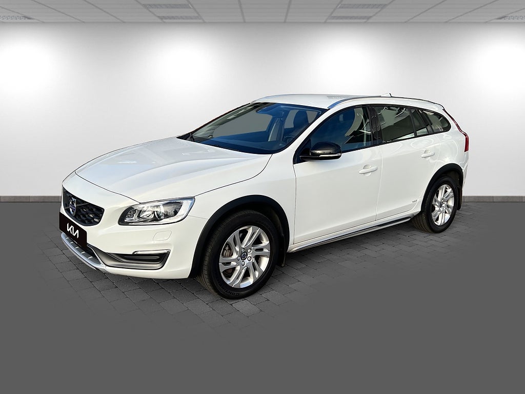 Volvo V60 Cross Country D3 Summum Business Edition En ägare/Drag/Värmare/Vhjul
