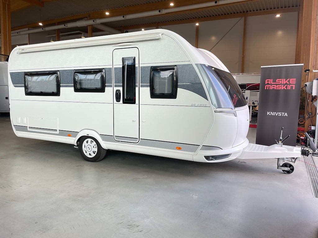 Hobby 460 LU De Luxe / Köp nu – hämta till våren!