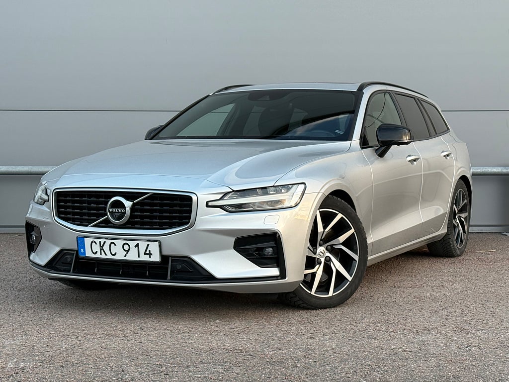 Volvo V60 T5 R-Design Panorama HUD 360 Kamera