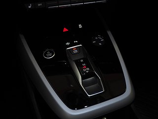 SUV Audi Q4 18 av 30
