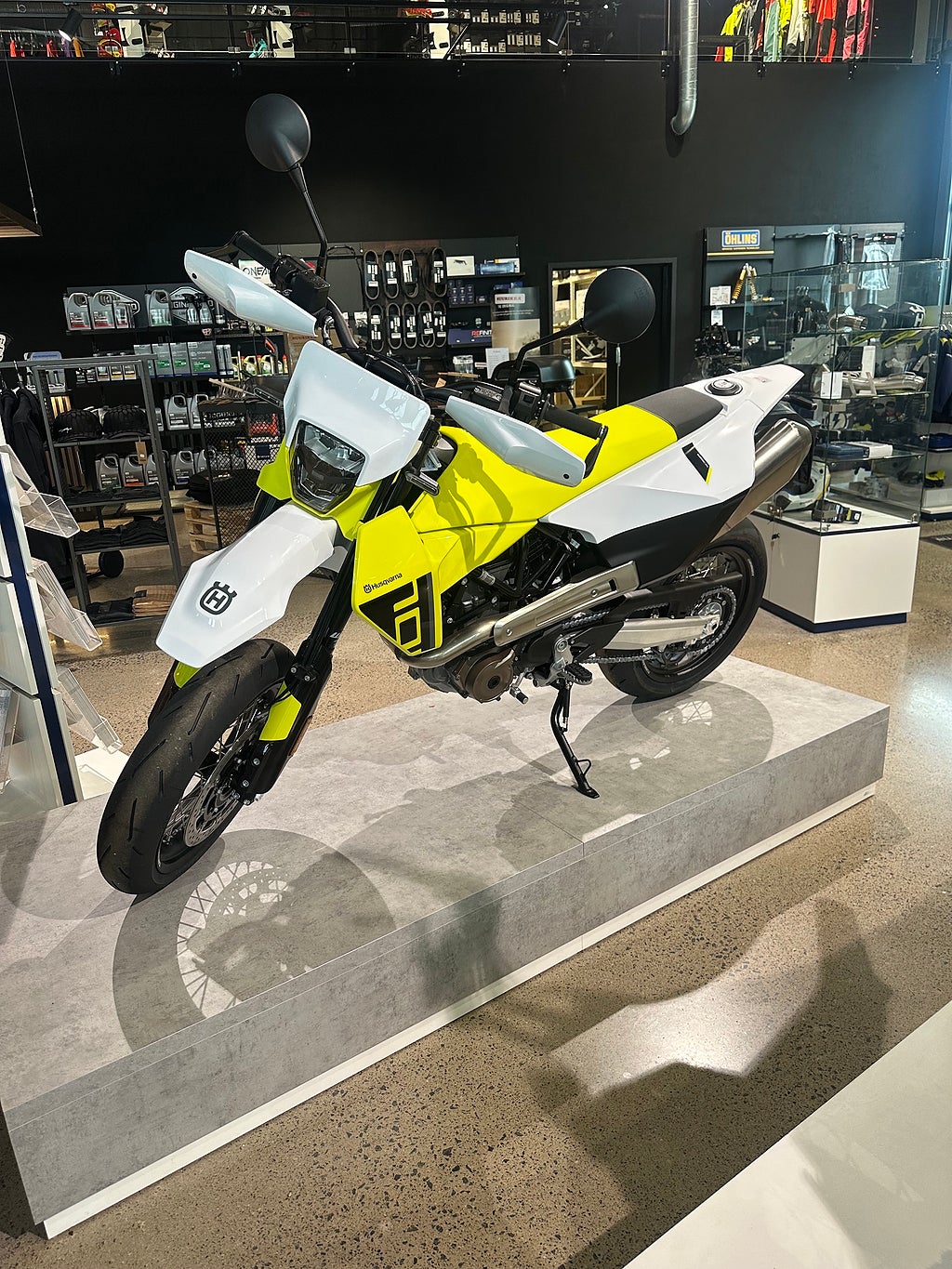 Husqvarna 701 Supermoto 