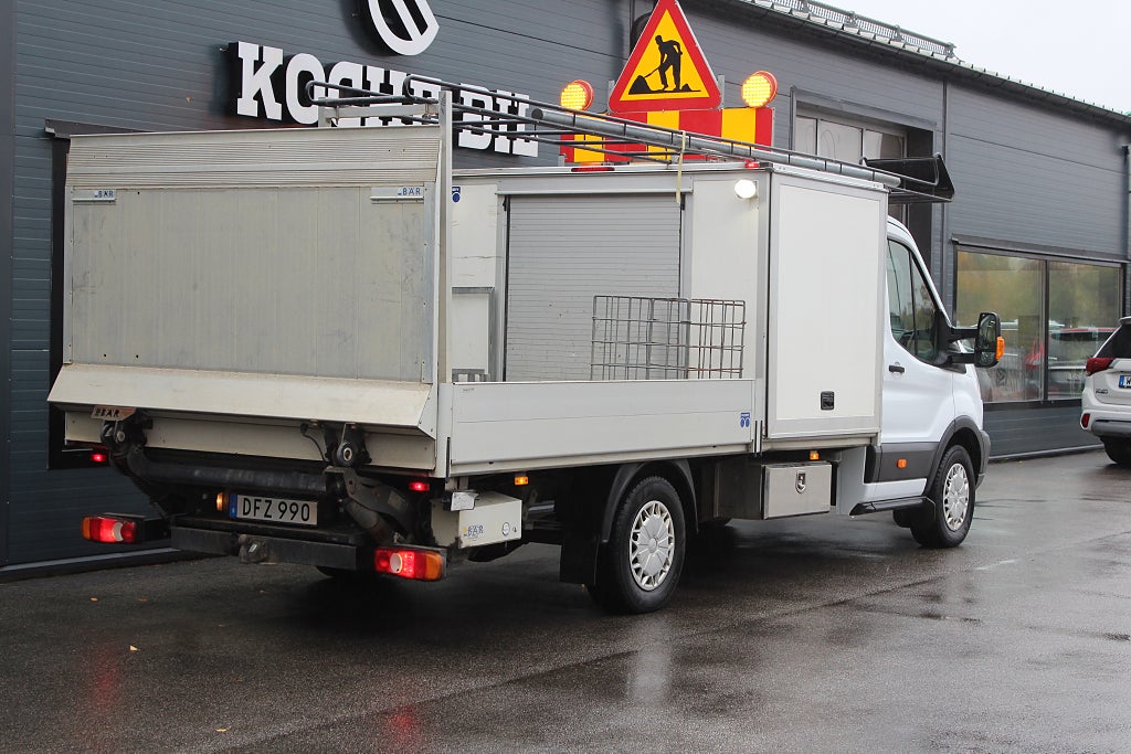 Ford Transit 350 Chassi Cab 2.2 TDCi RWD, BG-lyft, Skåp, APV-skylt