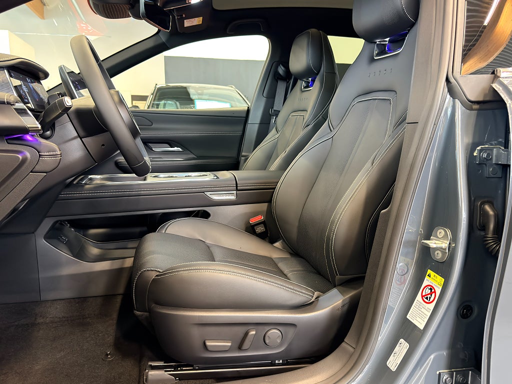 Mazda 6e Takumi / 0% ränta / Svart skinn / Panorama / Rattvärme