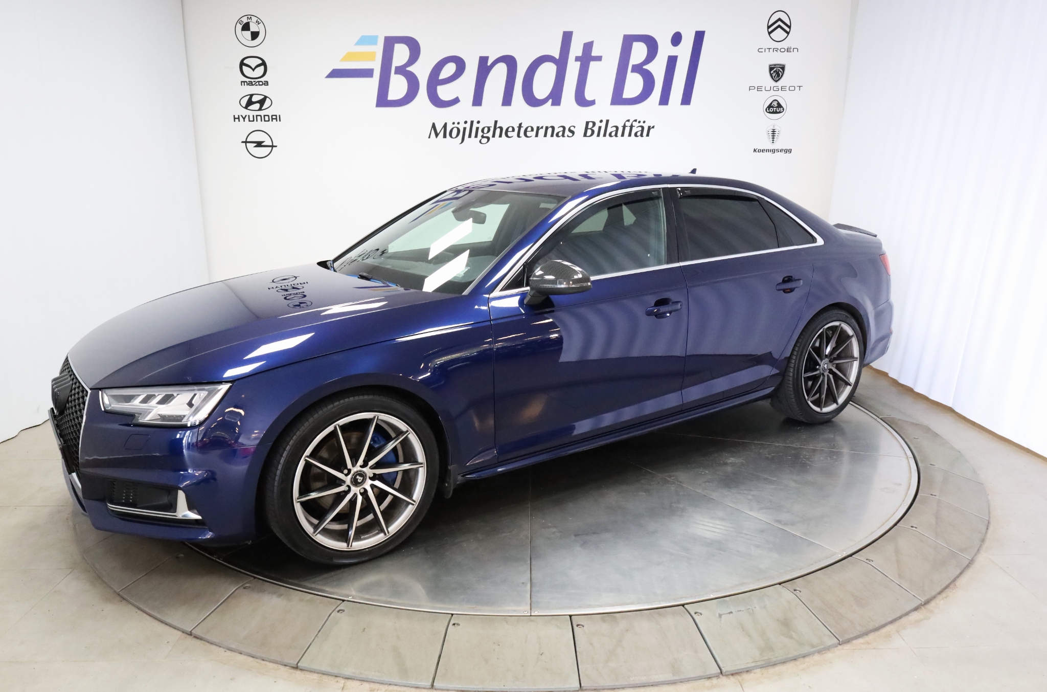 Audi A4 2019, bild 4/58