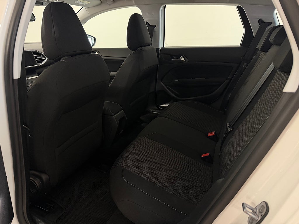 Peugeot 308 2017 - miniatyr 8