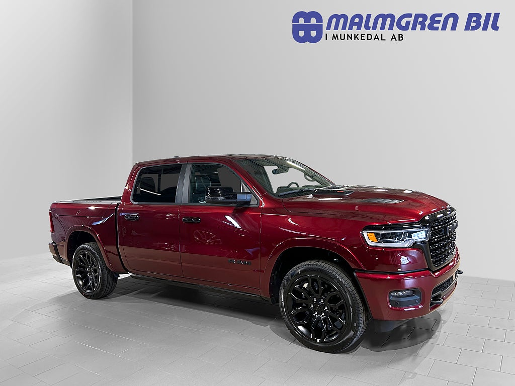 Dodge RAM 1500 Limited Night Rambox 540HK 